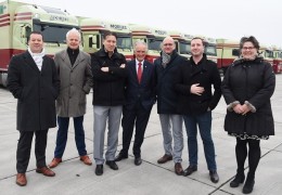 College B&W Hoorn vergadert bij 100-jarige Moeijes BV